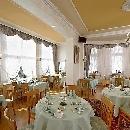 Hotelhaus Ritter 3*